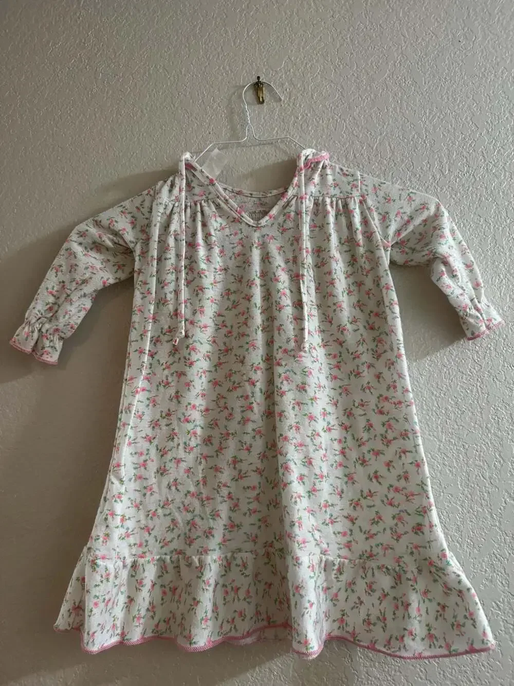 Vintage 1980s Carters Toddler Girls Smocked Floral Nightgown 2T Fortrel USA Made